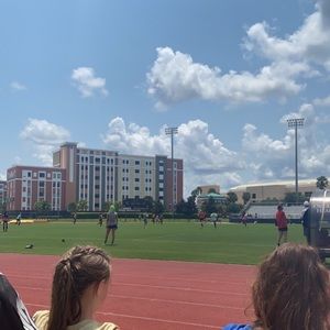 Meet your Posher, Caroline